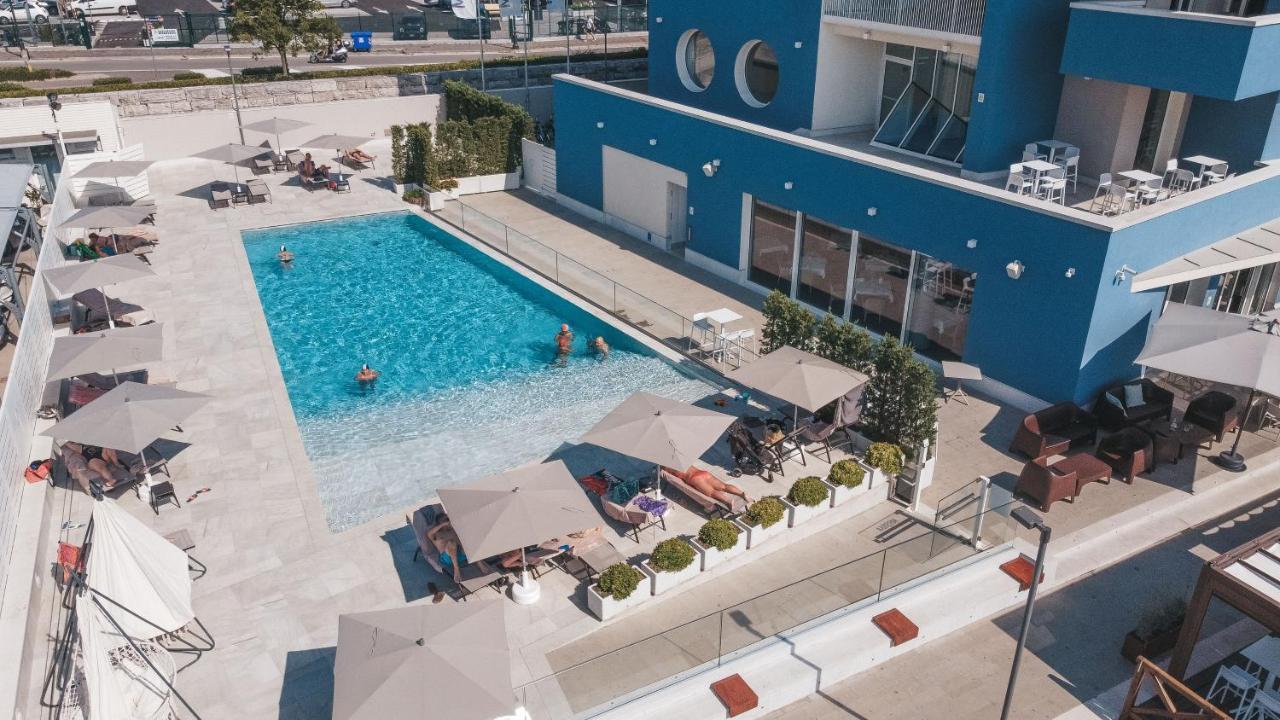 Mosella Suite Hotel Sottomarina Exterior foto